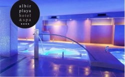 Circuito spa con cava y bombones, Regalo romántico en Albir